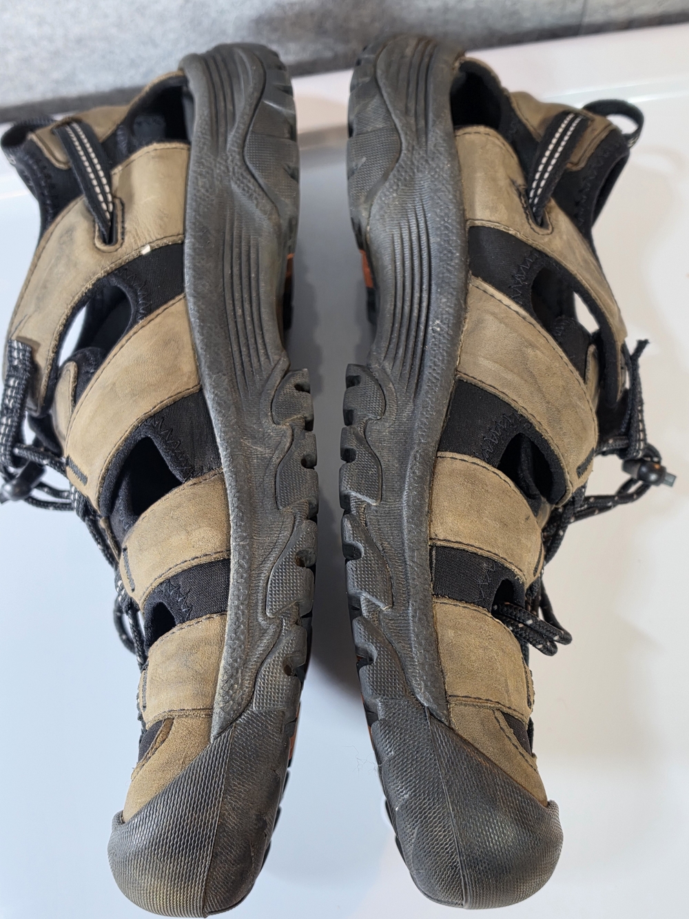 KEEN Targhee III Waterproff Sandals - Picture 5 of 9